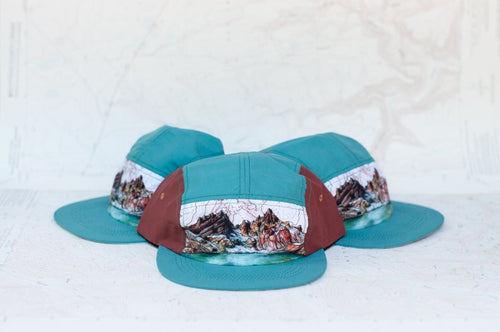 Broken Top 5 Panel Hat: Aqua Clay Mountain Art, Quick Dry
