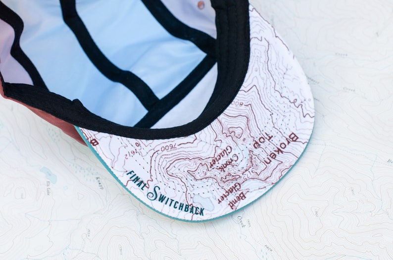 Broken Top 5 Panel Hat: Aqua Clay Mountain Art, Quick Dry