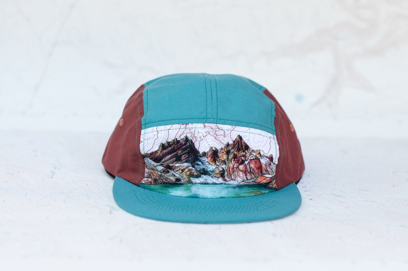 Broken Top 5 Panel Hat: Aqua Clay Mountain Art, Quick Dry